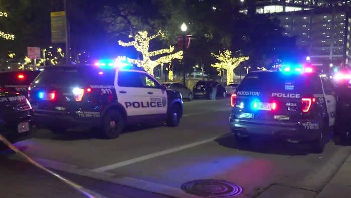 Suspect shot to death after stabbing officer at CVS Pharmacy in downtown Houston