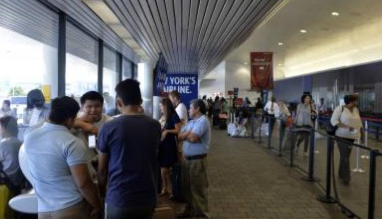 Over 700 Flights Cancelled In US As Government Shutdown Drags On