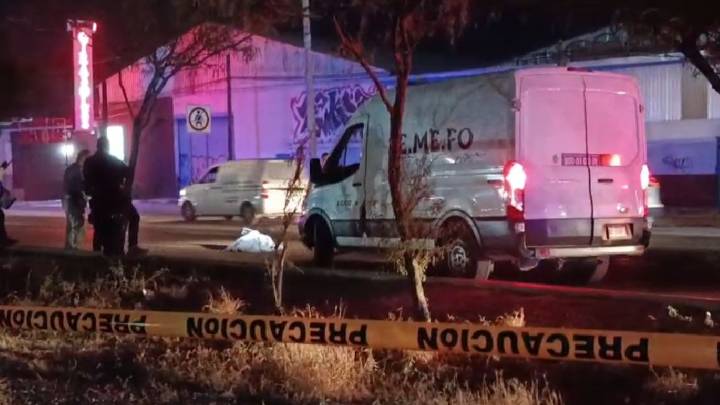 Hombre muere atropellado en Lerdo; intentaba cruzar la calle y vehículo lo impactó