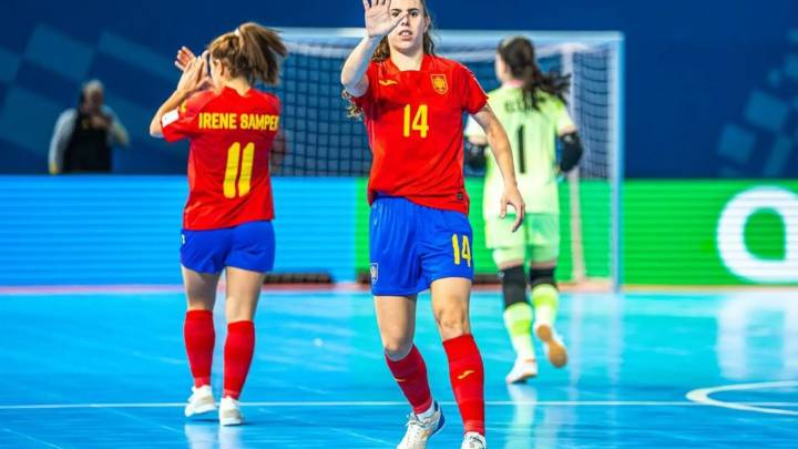 La selección española femenina de fútbol sala vence a Tailandia con gol de la aragonesa María Sanz