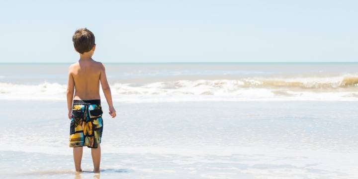 Niño que participaba en las finales de las pruebas Stem en Cartagena fue arrastrado por una ola y permanece en UCI, esto se sabe