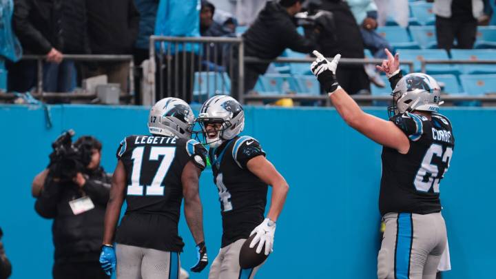 Panthers get three takeaways off Matthew Stafford, beat Rams 31