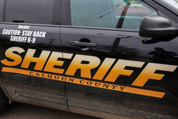 Wrong-way highway driver keeps going after police deflate all 4 tires, later stopped