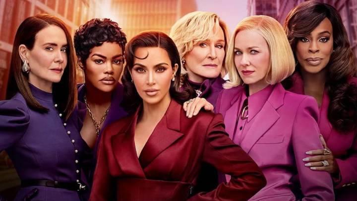 "La peor serie de la historia": Kim Kardashian y Ryan Murphy, destrozados por la crítica, con un único salvavidas en 'Todas las de la ley'