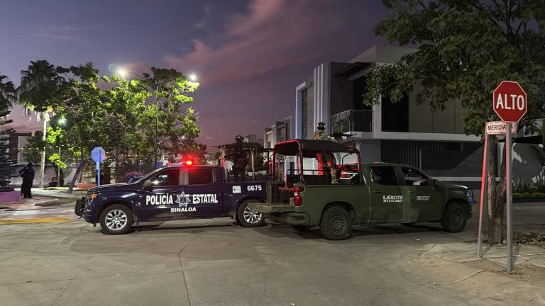 Detienen a presuntos delincuentes tras despliegue de operativo en Espacio Barcelona, en Culiacán