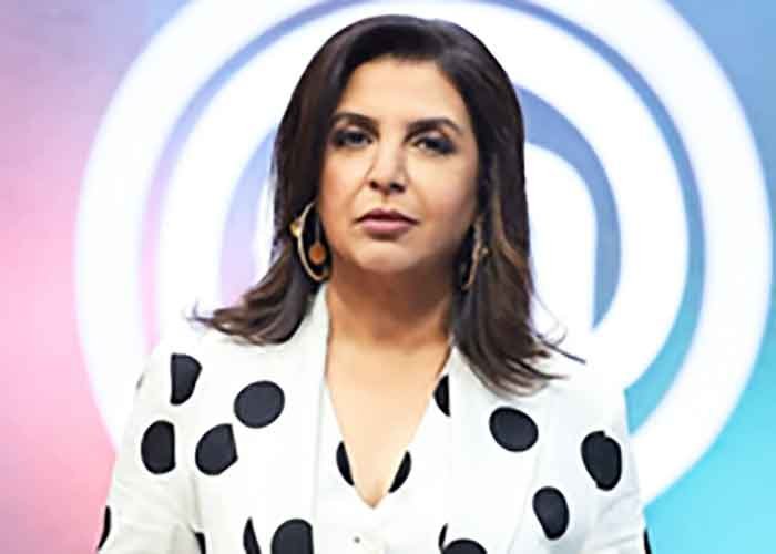 Farah Khan poses with her star househelp Dilip in New Zealand