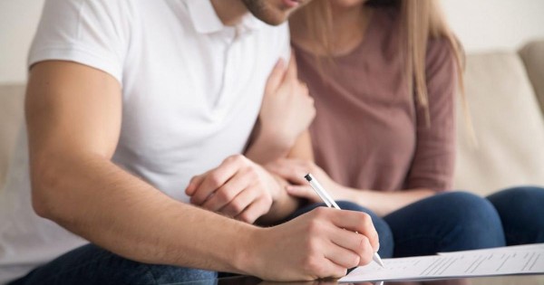 Crece el interés por los contratos prenupciales: qué se puede acordar legalmente antes del casamiento