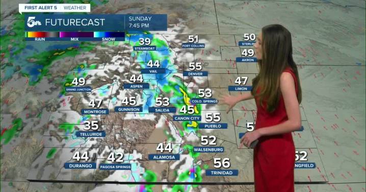 Snow moves into the central mountains tomorrow while I