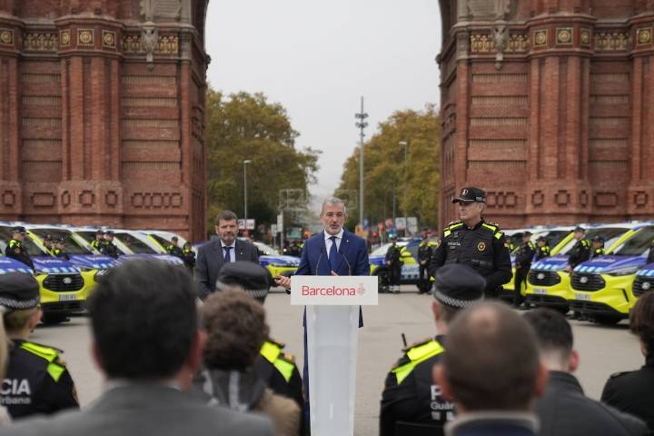 Collboni anuncia una unidad municipal para combatir las ‘fake news’