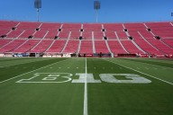 Deadspin | Report: Big Ten's $2.4B investment deal off without Michigan, USC