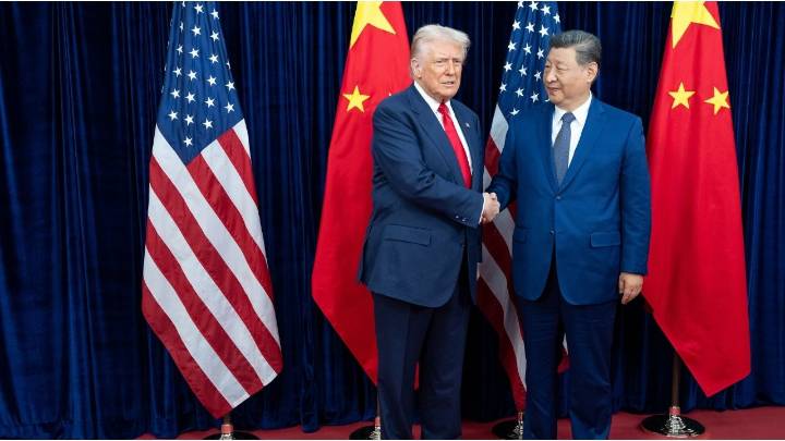 Xi Presses Trump on Taiwan as They Agree to Meet in China in April