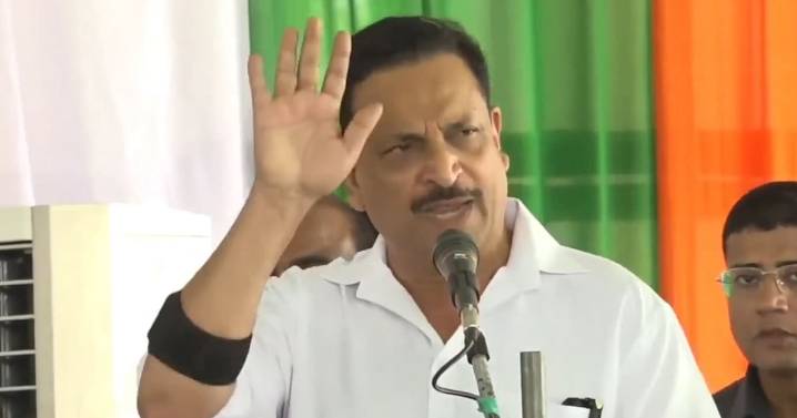 'Thanks To Those Who Voted In Bihar 1st Phase Election': BJP's Chapra MP Rajiv Pratap Rudi Flies IndiGo Plane On Patna