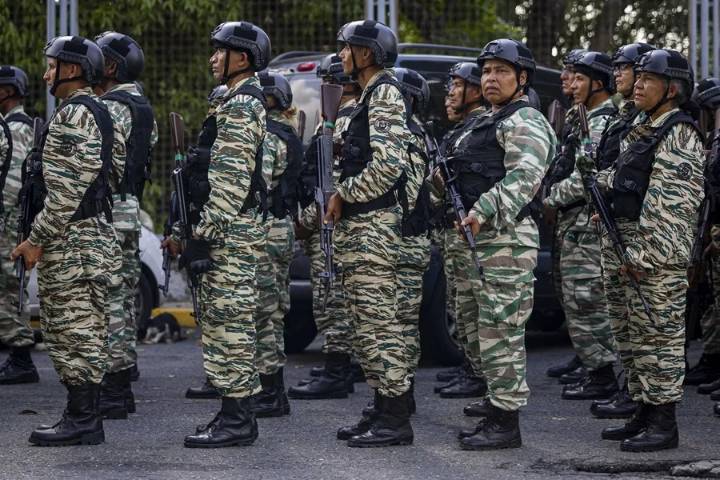 Detienen a dos personas procedentes de Guyana por "violar" espacio aéreo