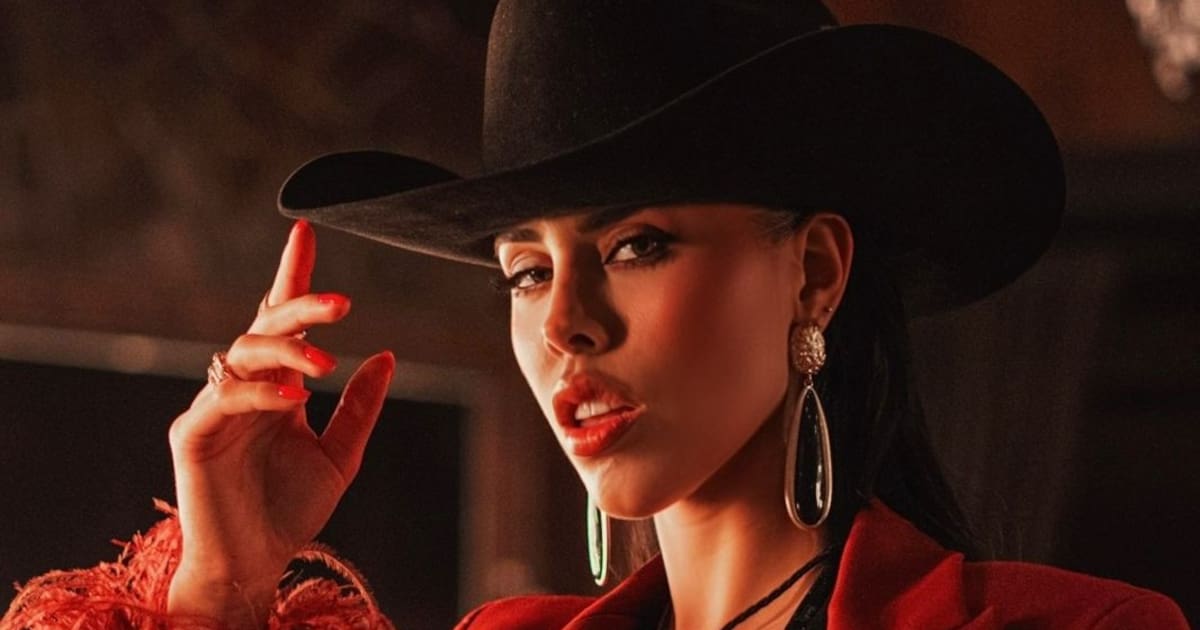 Firma pacto con la ‘Diabla’