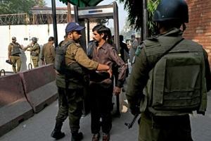 Pakistan tightens Islamabad security after suicide blast