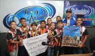 Campeones del futbol de salón ya están en la tierra del agua
