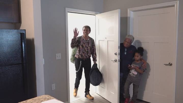 Texas nonprofit helps retired Army veteran find home just in time for Thanksgiving