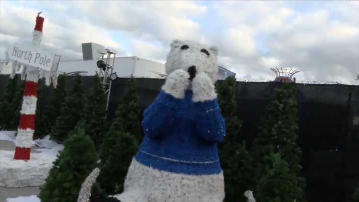 2 South Florida locations open Christmas-themed parks filled with holiday cheer, rides and food