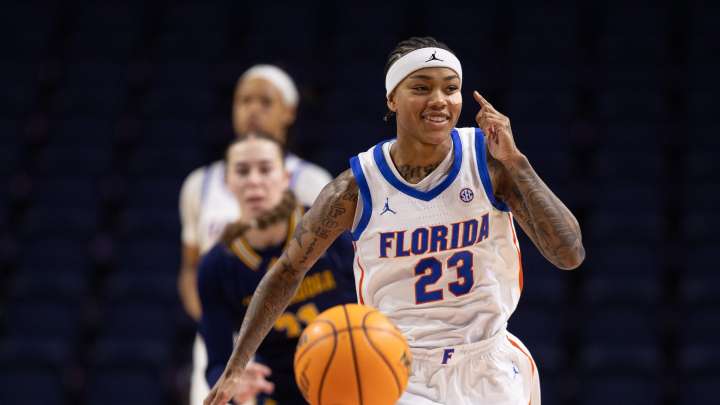 See the photos! Florida women's basketball beats Chattanooga in dominant fashion