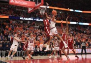 Photos: No. 11 Alabama defeats No. 8 Illinois 90-86 at the United Center – Chicago Tribune