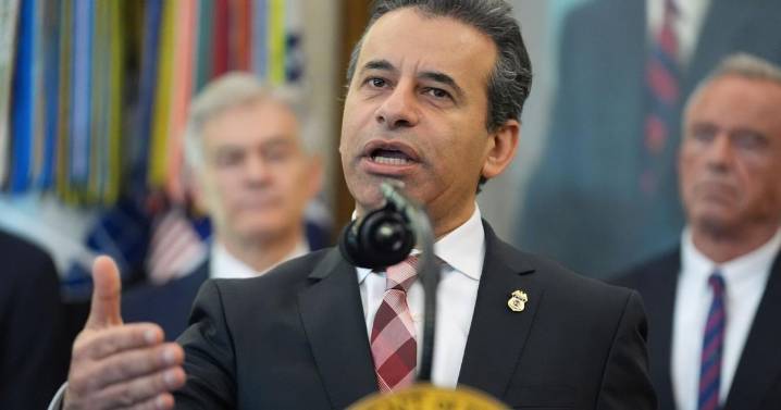 The FDA removes a long-standing warning from hormone