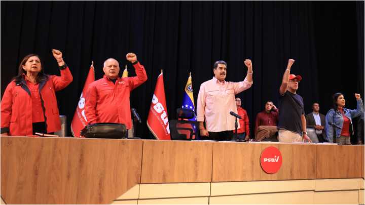 Presidente Maduro resalta "papel estelar" del PSUV en coyunturas electorales y políticas del país