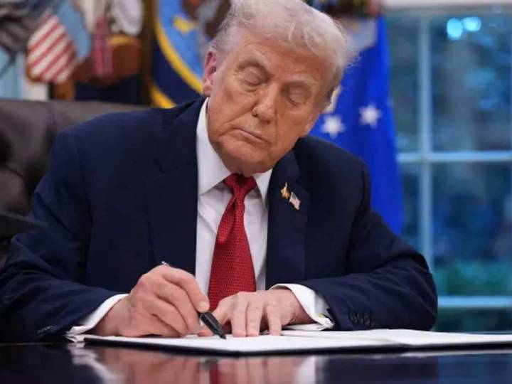 Senado de EU logra acuerdo provisional para poner fin al cierre del gobierno más largo en la historia