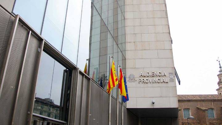 Condenado en Zaragoza por tirar a un joven por las escaleras en un empujón que casi resulta mortal