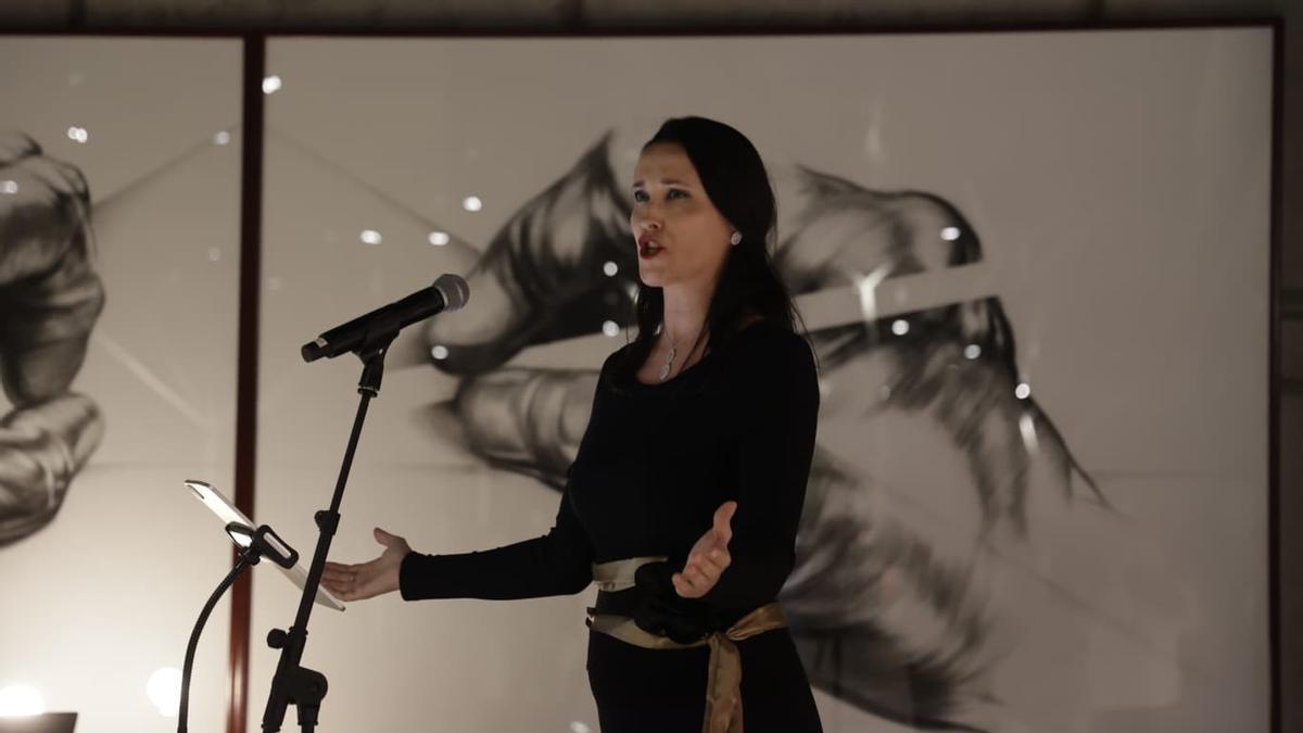 La soprano Yolanda Marín pone el broche de oro al la primera jornada del encuentro sobre la IA