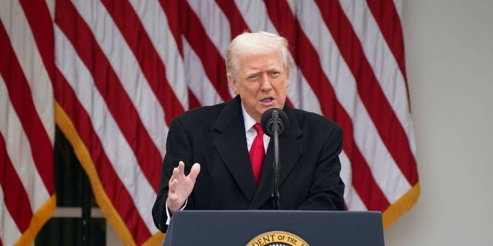 Donald Trump llamó a los hondureños a frenar el “avance comunista” en las elecciones presidenciales de este domingo