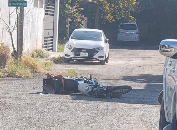 Motociclista resulta herido tras sufrir accidente en Nuevo Vallarta