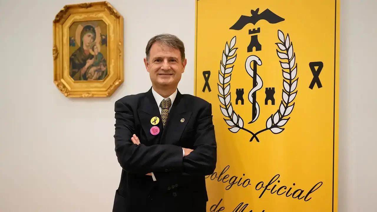 El traumatólogo Blas González renueva al frente del Colegio de Médicos de Albacete