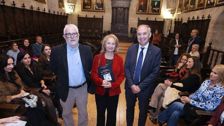 La UVa rinde tributo a los catedráticos de Literatura Pilar Celma y Javier Blasco