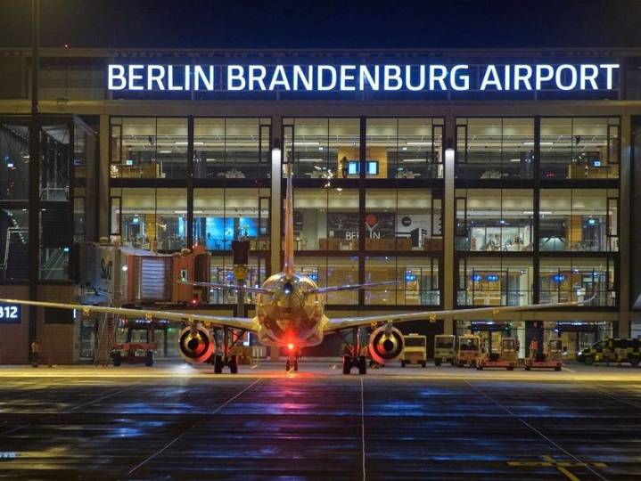 A drone sighting temporarily suspends air travel at the Berlin airport