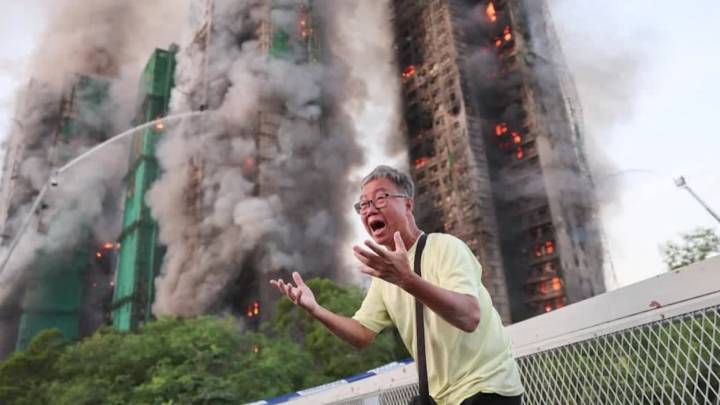 Fire engulfs Hong Kong residential high
