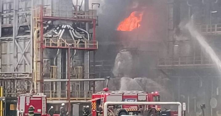 Se registró un incendio en una refinería de YPF