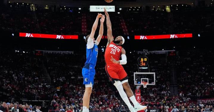 Amen Thompson scores a season-high 27 points to lead Rockets to fourth straight win