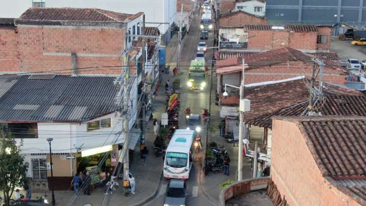 Movilidad Rionegro modificó sentidos viales y paraderos en el centro de la ciudad