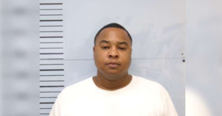 Jailer fired after Zimmerman escape sues DeSoto County, state