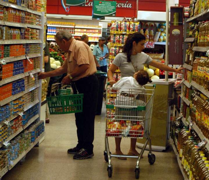 La inflación de octubre fue de 2,3% y acumula 24,8% en el año