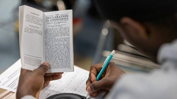 Civics education on Long Island: Amid political polarization, how schools are teaching students to be good citizens