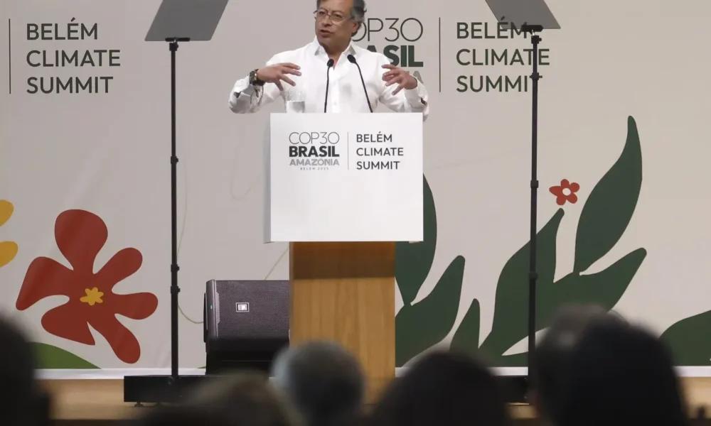 ¡Hasta con el tobo! Petro carga contra Trump en la COP30