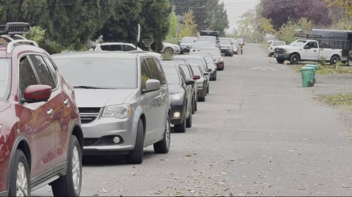 Portlanders line up for hours for food boxes as Supreme Court extends pause on full SNAP payments