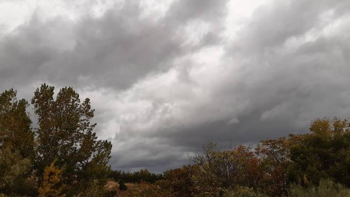 Aemet activa el aviso amarillo por lluvias en la Sierra de Madrid este sábado