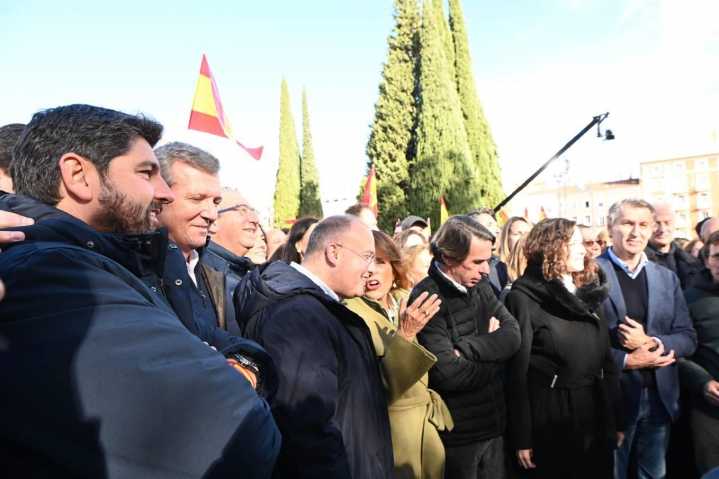 Región | López Miras asiste a la manifestación en Madrid contra Sánchez y pide elecciones porque "esto ya es insoportable"
