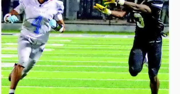 Lamar's quick start leads to win