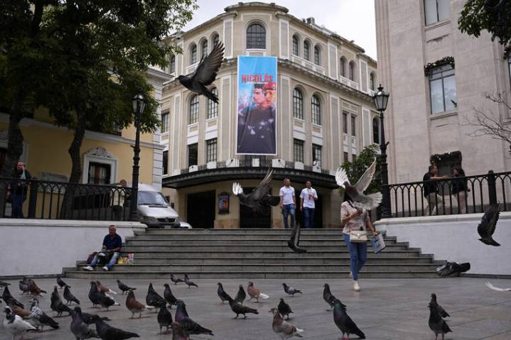 US labels another Venezuelan group as terrorist, ramping up pressure