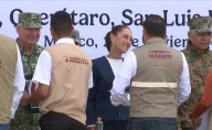 Sheinbaum da reconocimientos a militares y civiles que auxiliaron a afectados por lluvias de octubre