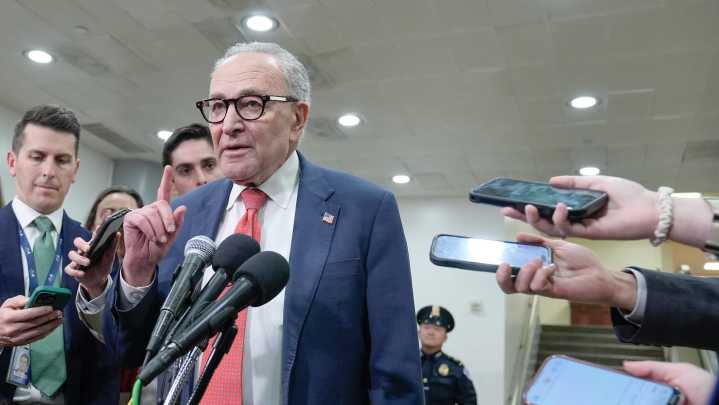 Shutdown proposal pits Democrats' moderates and progressives against centrist Senate dealmakers