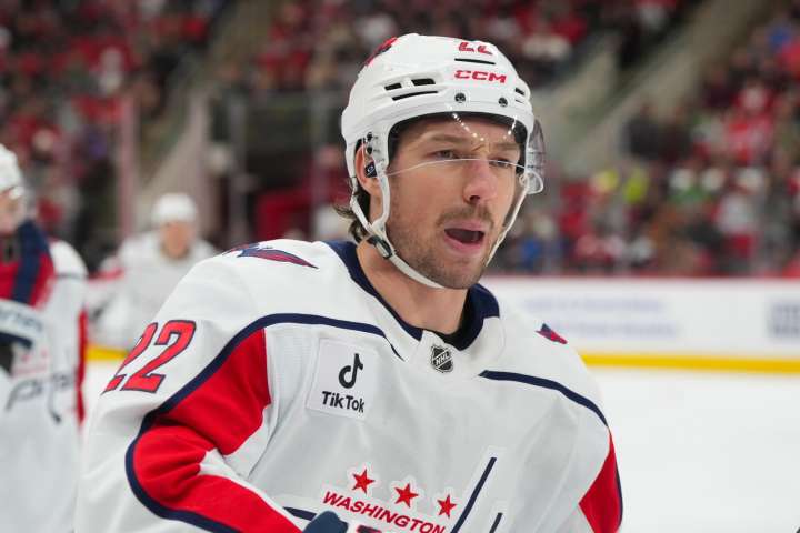 Logan Thompson continues to shine in goal as Capitals upend Hurricanes - The Rink Live | Coverage of youth, junior, high school and college hockey